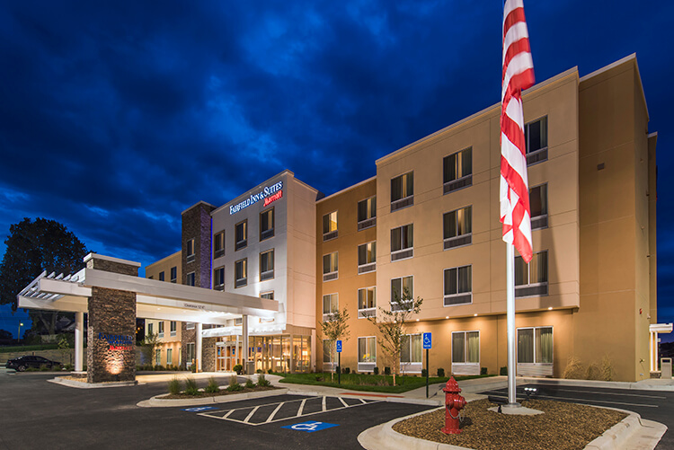 Fairfield Inn & Suites